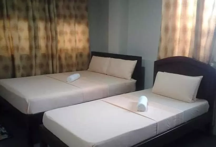 Hotelli Madid's Inn Beach Resort