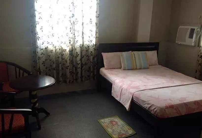 Hotelli Madid's Inn Beach Resort