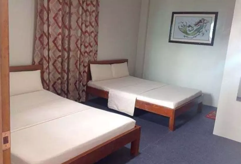 Hotelli Madid's Inn Beach Resort