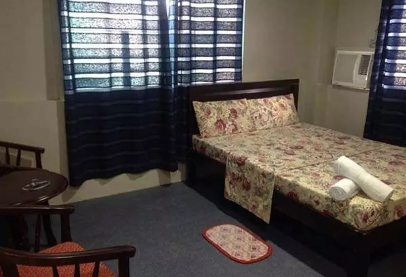 Hotelli Madid's Inn Beach Resort