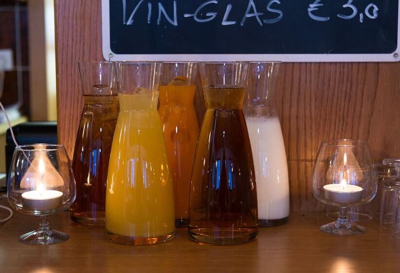 هتل Widmoos By Skinetworks