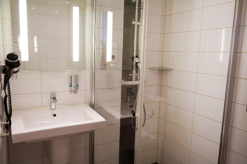 هتل Nolvik L & Konferens