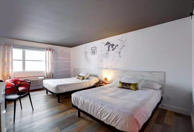 Hotelli Historique Et Manoir Route 66