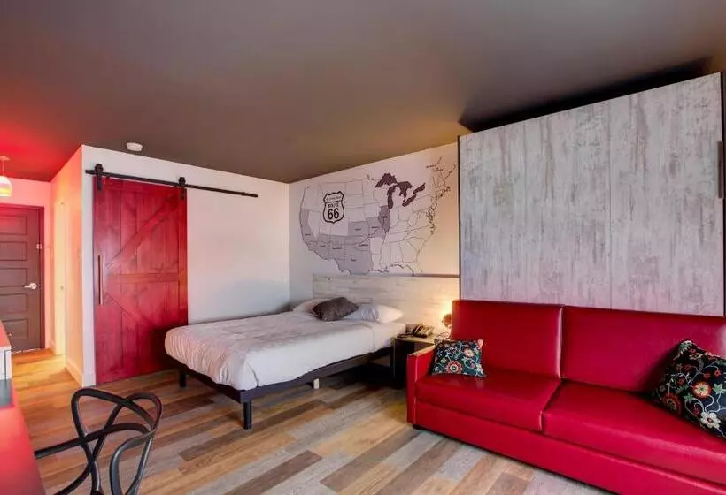 Hotelli Historique Et Manoir Route 66