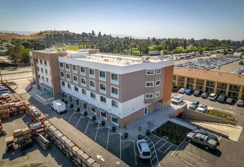 Hotelli Holiday Inn Express & Suites   San Jose Silicon Valley, An Ihg