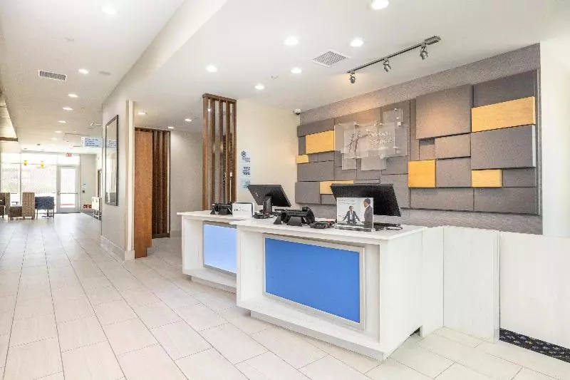 Hotelli Holiday Inn Express & Suites   San Jose Silicon Valley, An Ihg