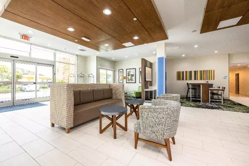 Hotelli Holiday Inn Express & Suites   San Jose Silicon Valley, An Ihg