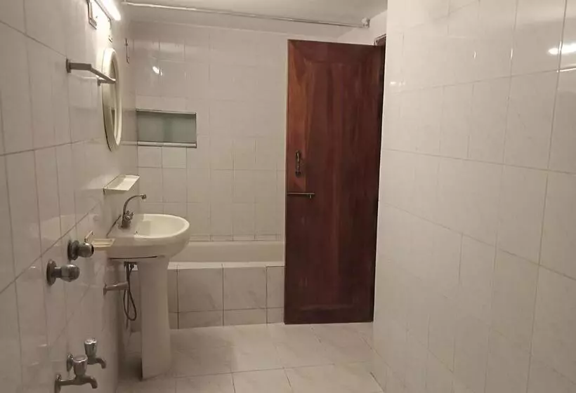 Hotelli Jatra Flagship Rajshahi City Centre