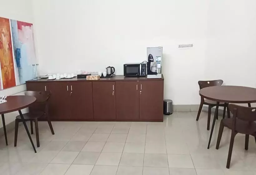 Hotelli Jatra Flagship Rajshahi City Centre