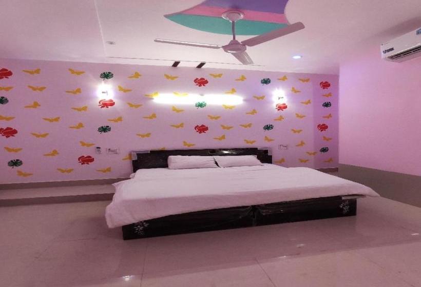 호텔 Oyo 80778  Sajan