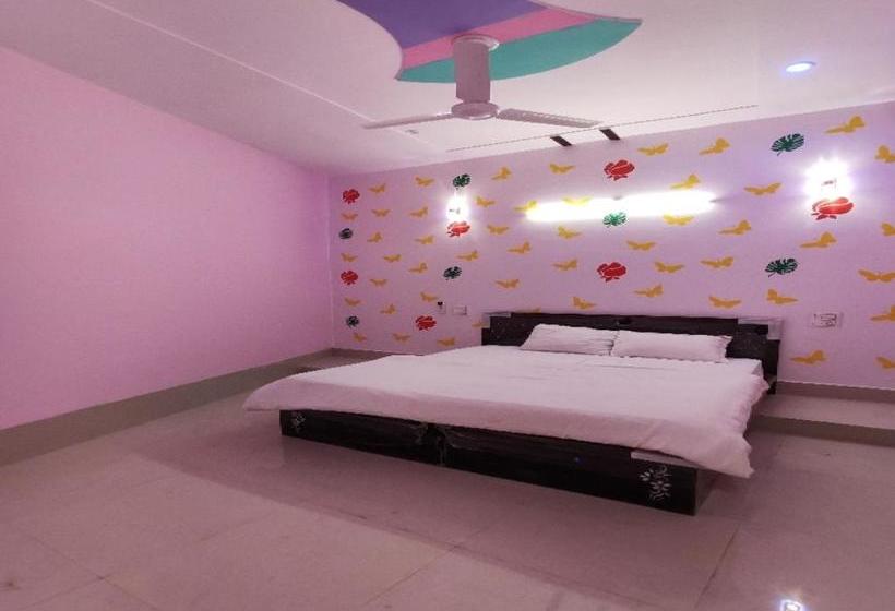 호텔 Oyo 80778  Sajan