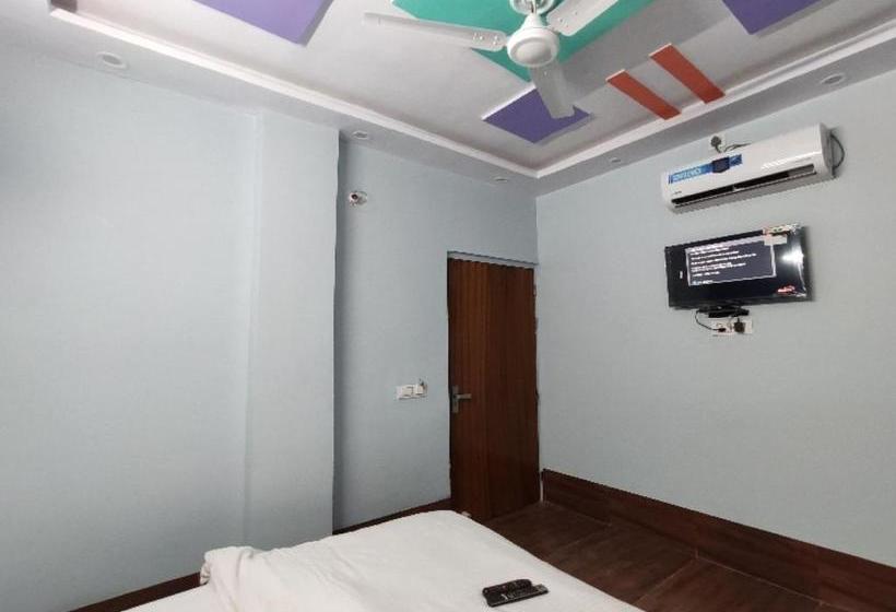 호텔 Oyo 80778  Sajan