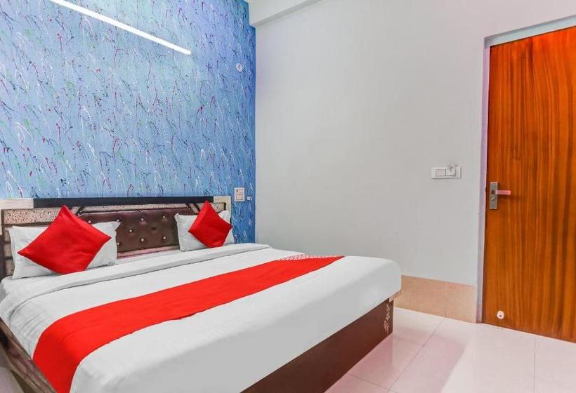 호텔 Oyo 80778  Sajan