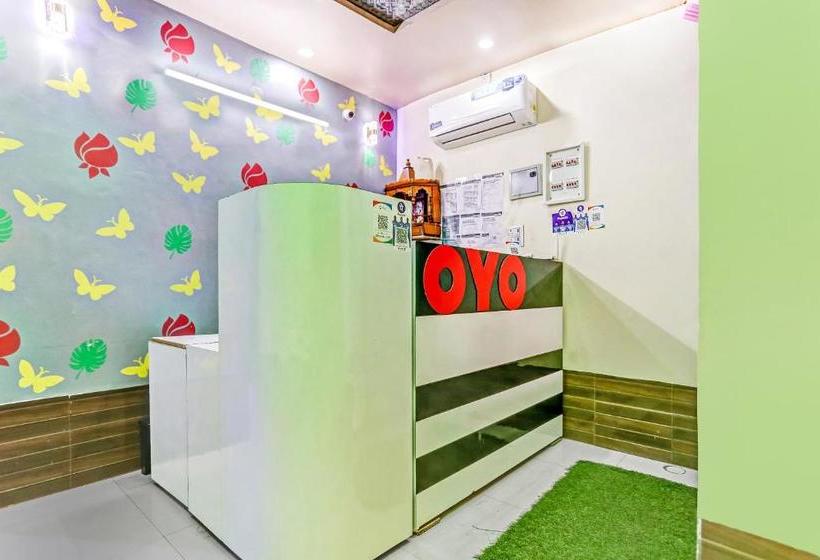 호텔 Oyo 80778  Sajan