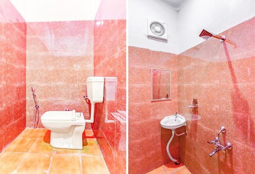 호텔 Oyo 80778  Sajan