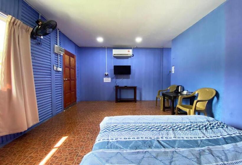 Hotel Oyo 90284 Kampung Stay Kilimu