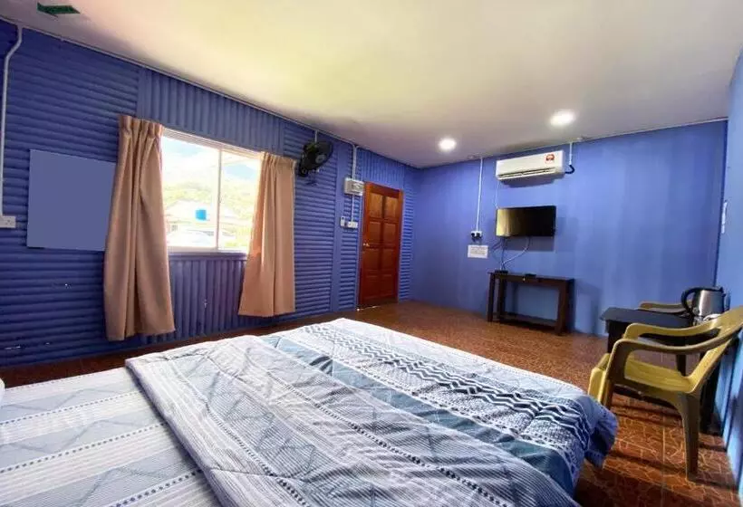 ホテル Oyo 90284 Kampung Stay Kilimu