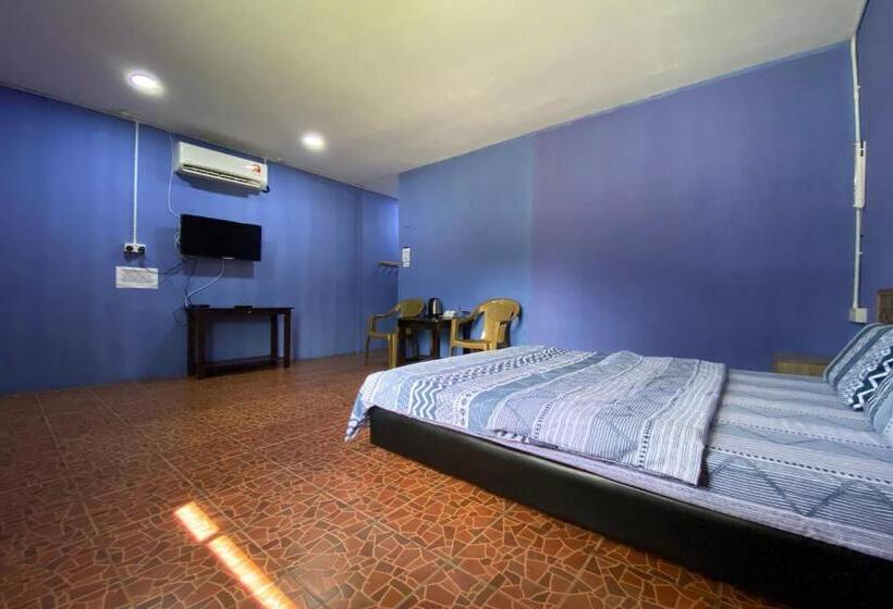 Hotel Oyo 90284 Kampung Stay Kilimu