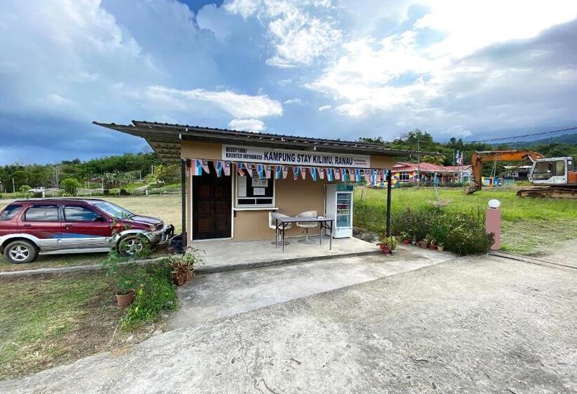 Hotel Oyo 90284 Kampung Stay Kilimu