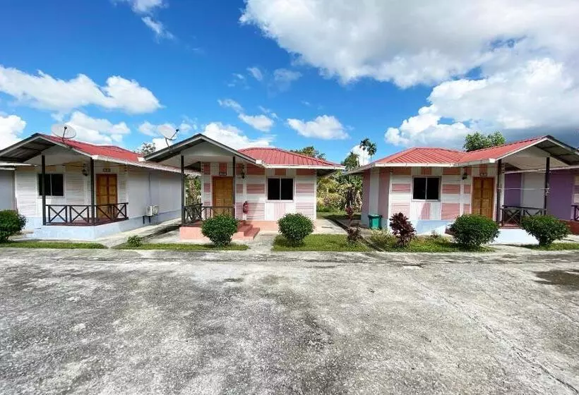 ホテル Oyo 90284 Kampung Stay Kilimu