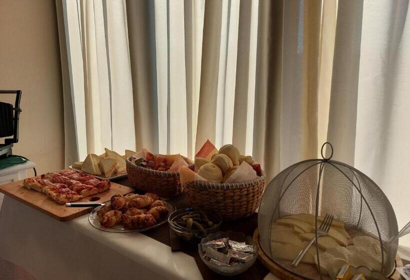 בית מלון כפרי Valbella