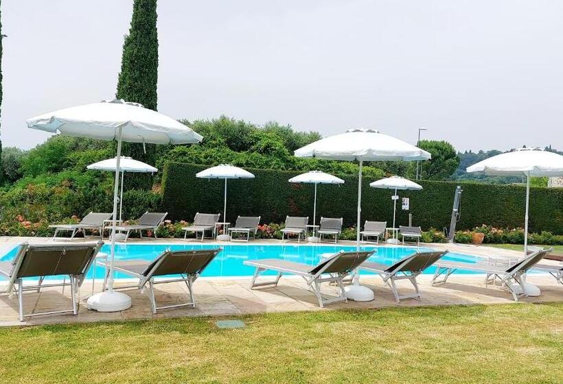 בית מלון כפרי Valbella