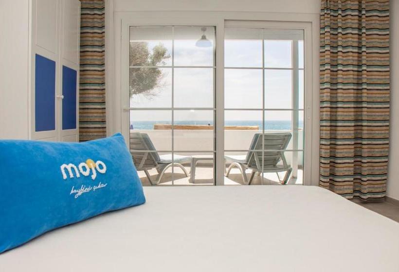 Mojo Otel Beach