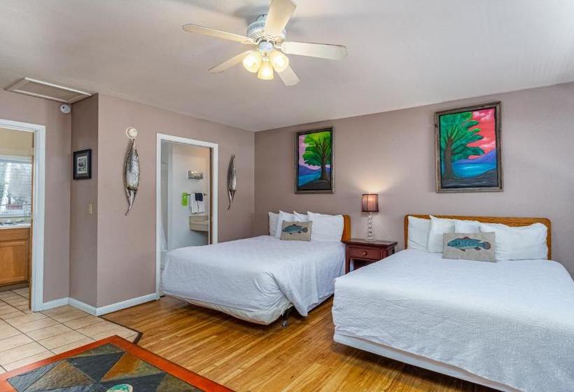 Мотель Wapiti Lodge