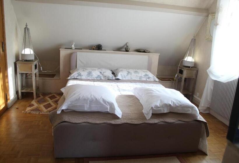 بنسيون La Renaudiere En Bourgogne