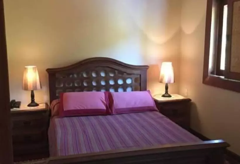 ペンション Pousada Baobá