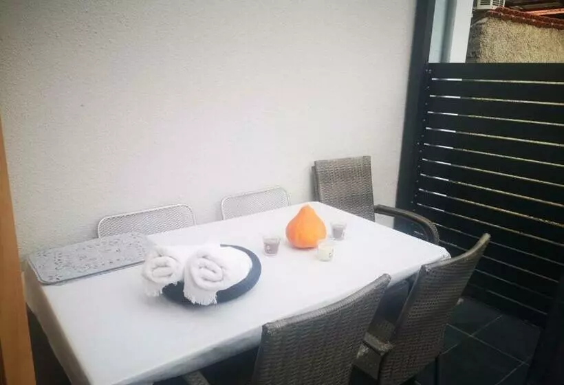 Aparthouse Alfa1
