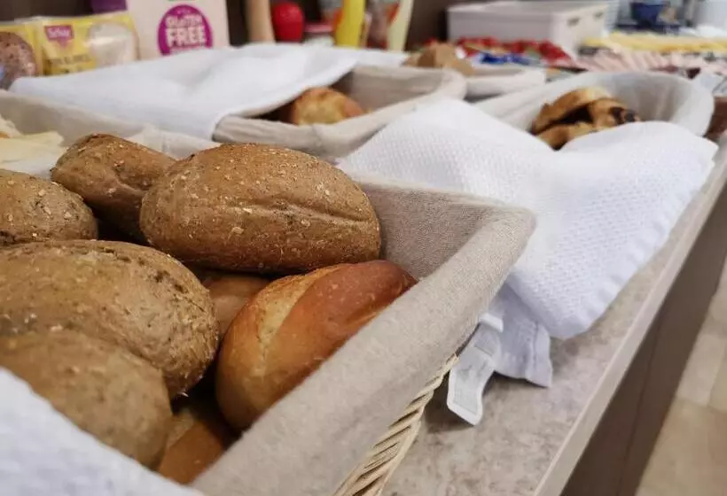 ベッドアンドブレックファースト Laguna Panzió