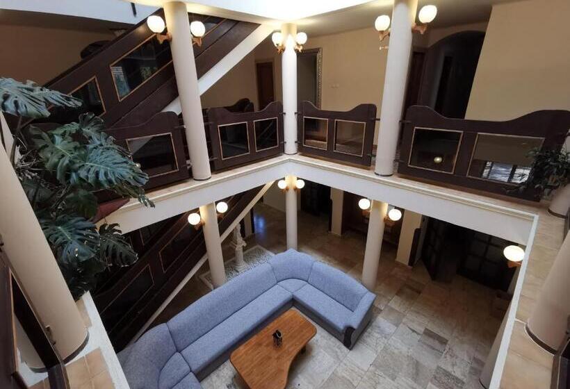 مبيت وإفطار Laguna Panzió