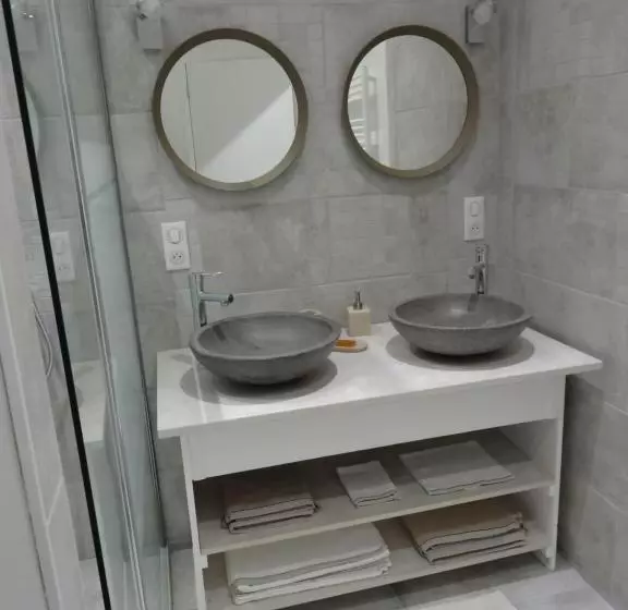 Aamiaismajoitus (B&B) Les Petites Tuileries