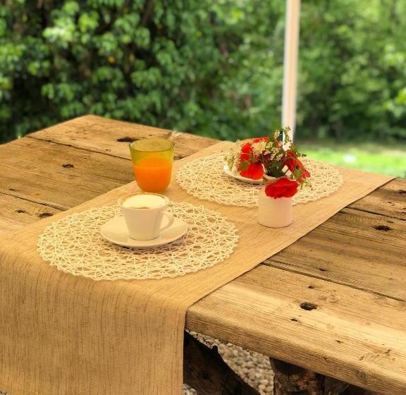 בית מלון כפרי Agriturismo La Vecchia Cascina