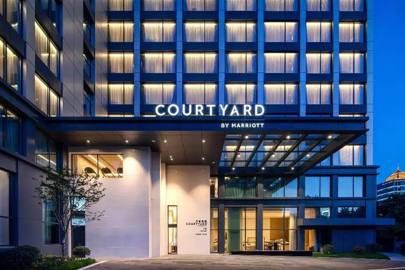 هتل Courtyard By Marriott Jiangyin