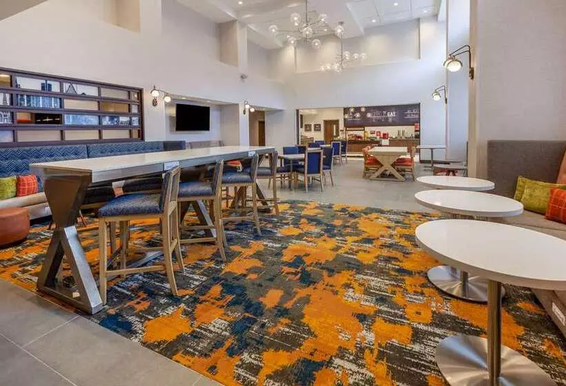 ホテル Hampton Inn & Suites Bloomfield Hills Detroit