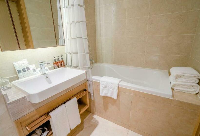 Отель Home Plus