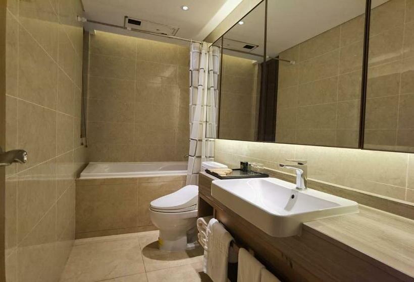 Отель Home Plus