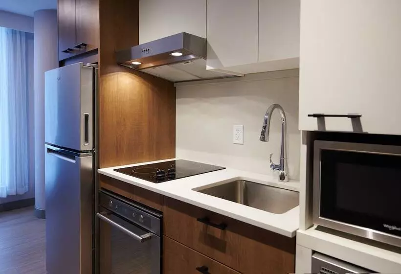 ホテル Homewood Suites By Hilton Montreal Downtown, Qc