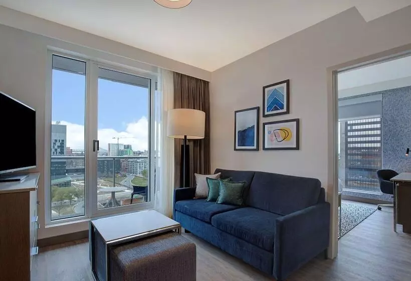 ホテル Homewood Suites By Hilton Montreal Downtown, Qc