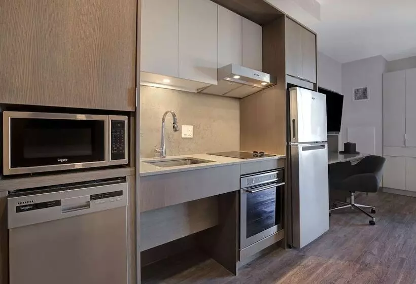 ホテル Homewood Suites By Hilton Montreal Downtown, Qc
