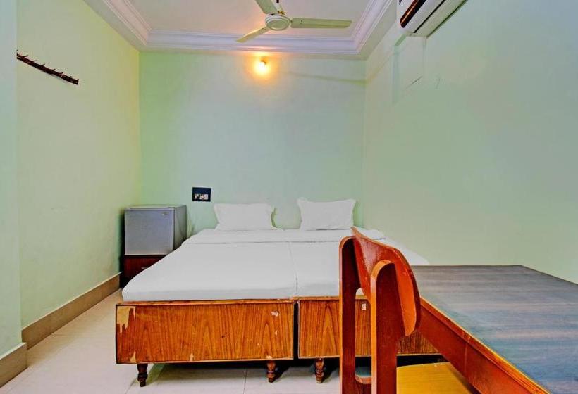 酒店 Flagship 80532 Decent Residency