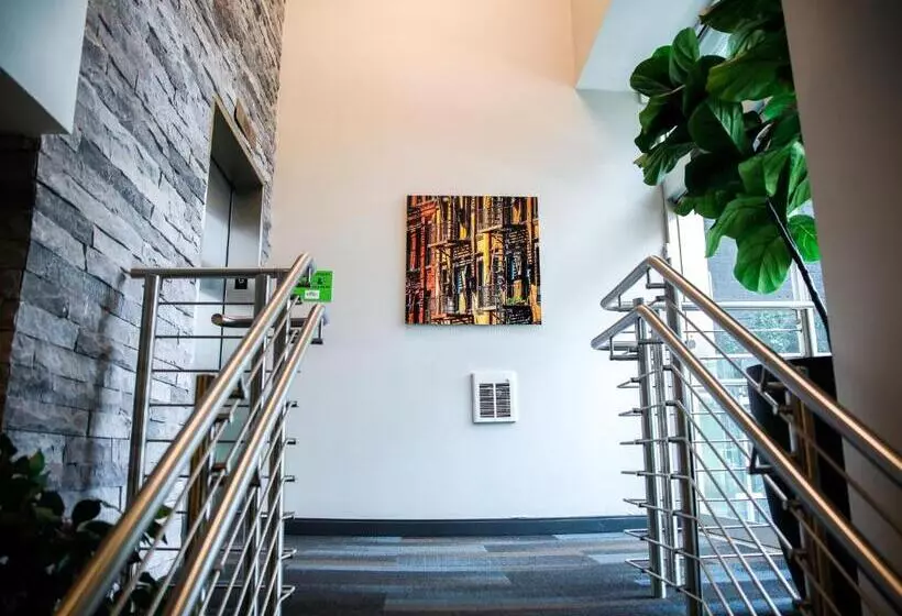 Hotelli Wingate By Wyndham Bronx Haven Park