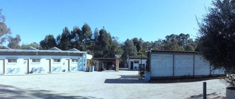 فندق على الطريق Auto Lodge Motor Inn