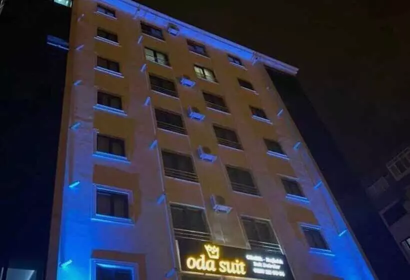 Oda Sui̇t