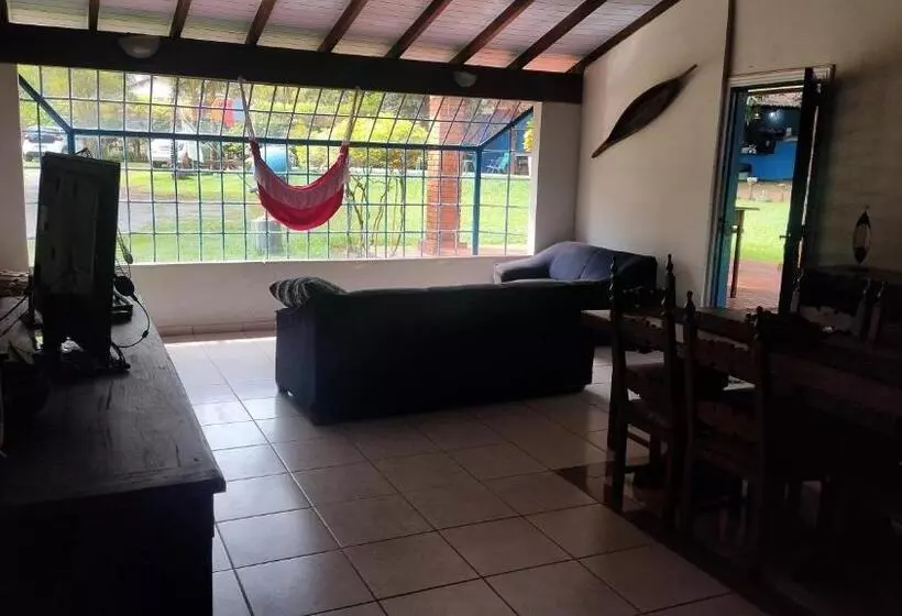 Majatalo Pousada Canto Dos Passaros