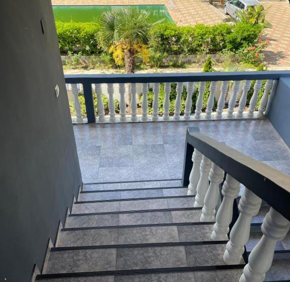 پانسیون Sun Kissed