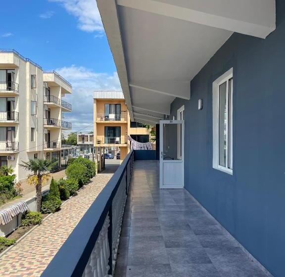 پانسیون Sun Kissed