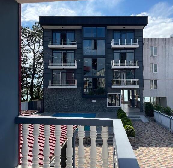 پانسیون Sun Kissed